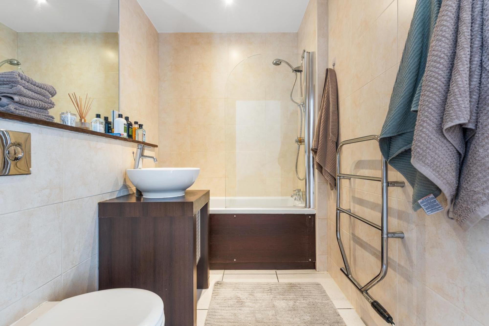View Apartment, Short Walk To Tower Bridge, Free Parking Apartamento